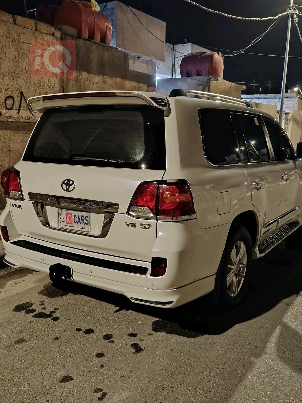 تويوتا لاندكروزر